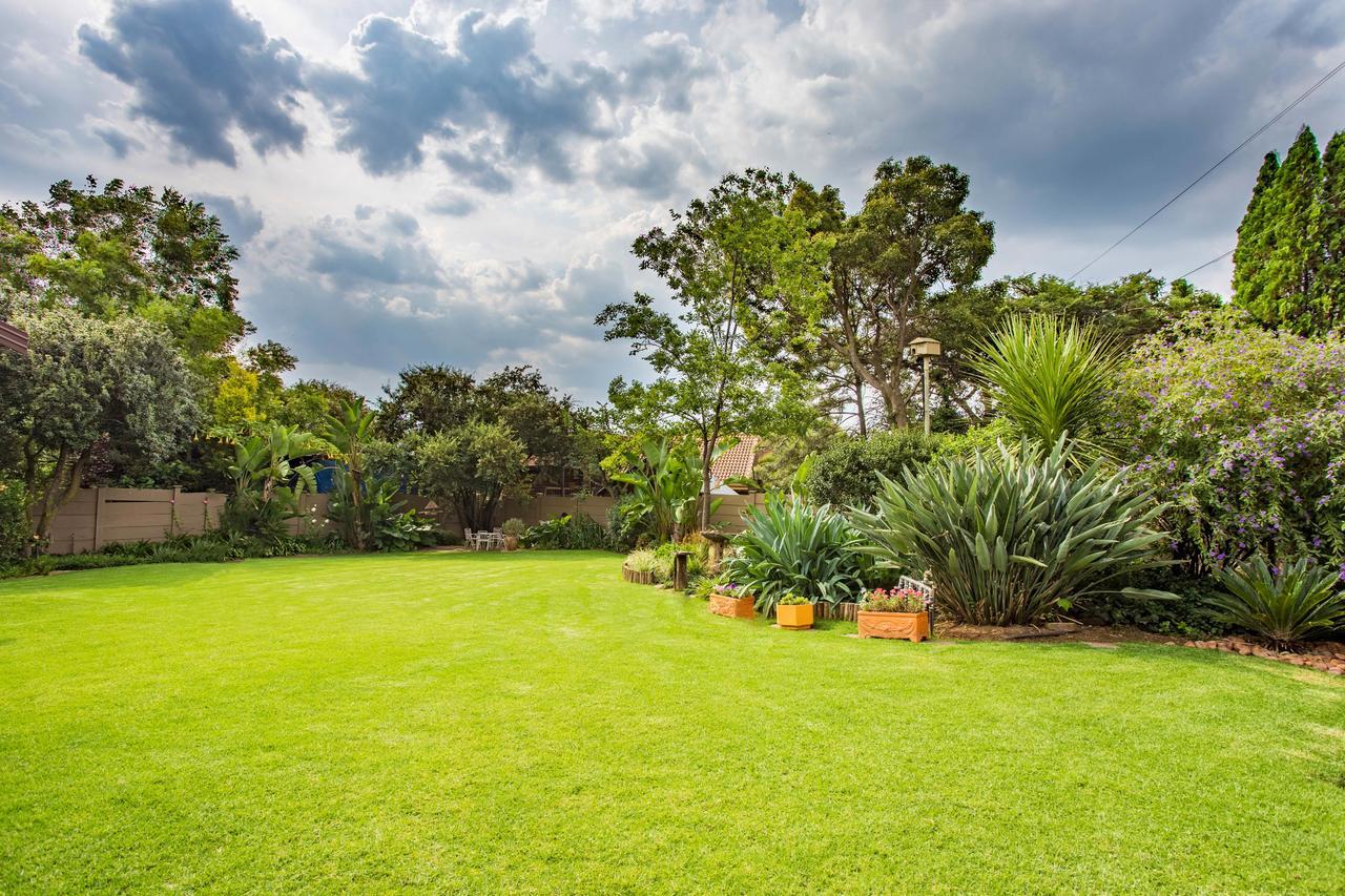 Leozet Self Catering Apartment Pretoria-Noord Eksteriør billede