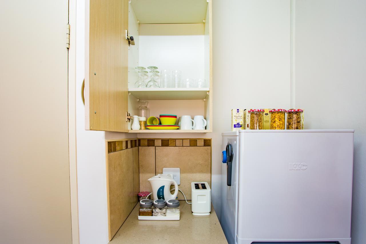 Leozet Self Catering Apartment Pretoria-Noord Eksteriør billede